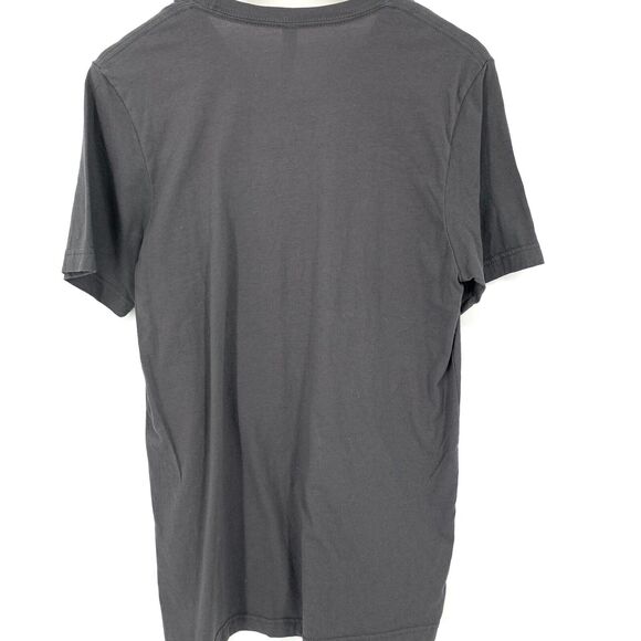 I'm Not Like a Regular Mom I'm a Cool Mom T-Shirt, size M - Picture 4 of 9